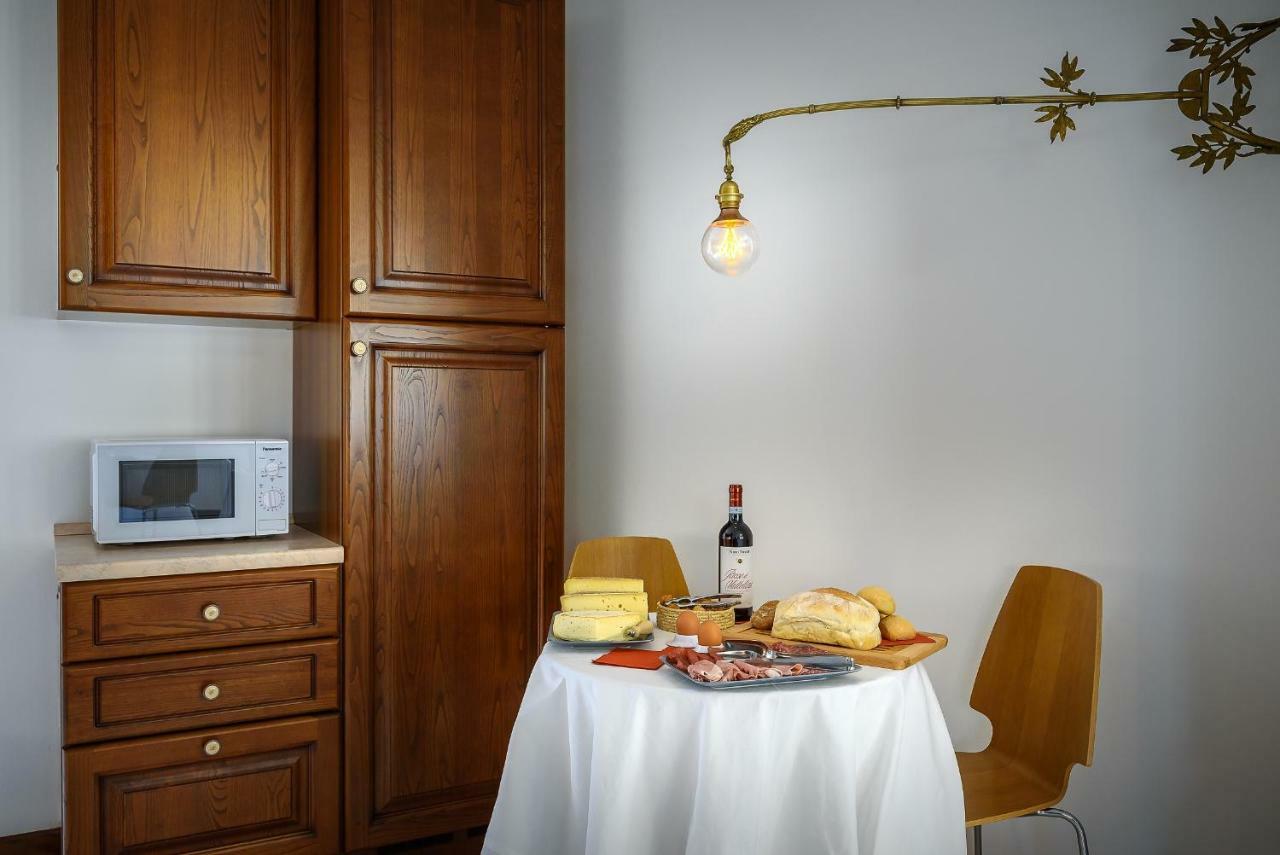 Bed And Breakfast Sweet Home Tirano Exterior photo